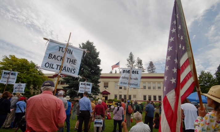No oil train rally in Mosier, Oregon