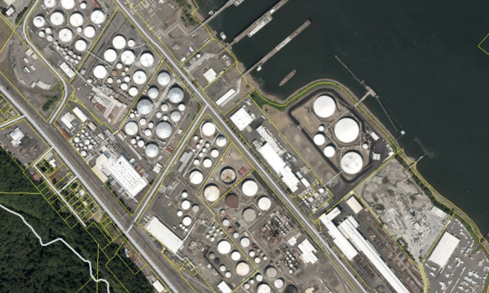 An example of petroleum terminals located in the Willbridge area of NW Portland.