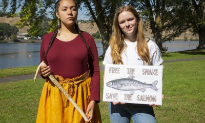 Teens with the Confederated Tribes of the Umatilla Indian Reservation Youth Council asked politicians to protect salmon by removing the four Lower Snake River dams at the “Rally for Salmon” in Portland, Oregon, in 2022. Photo courtesy of Save Our Wild Salmon.