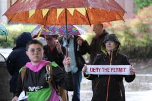 Community members rally ahead of the Oregon Dept. of Environmental Quality’s public hearing about Zenith Energy’s proposed air pollution permit. Photo by Alex Milan Tracy